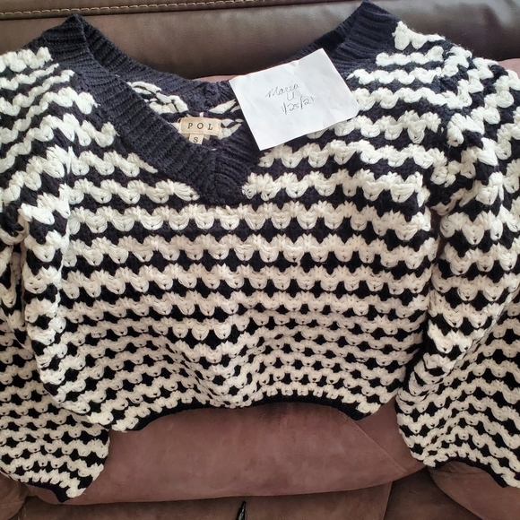 POL Sweater - Picture 2 of 3